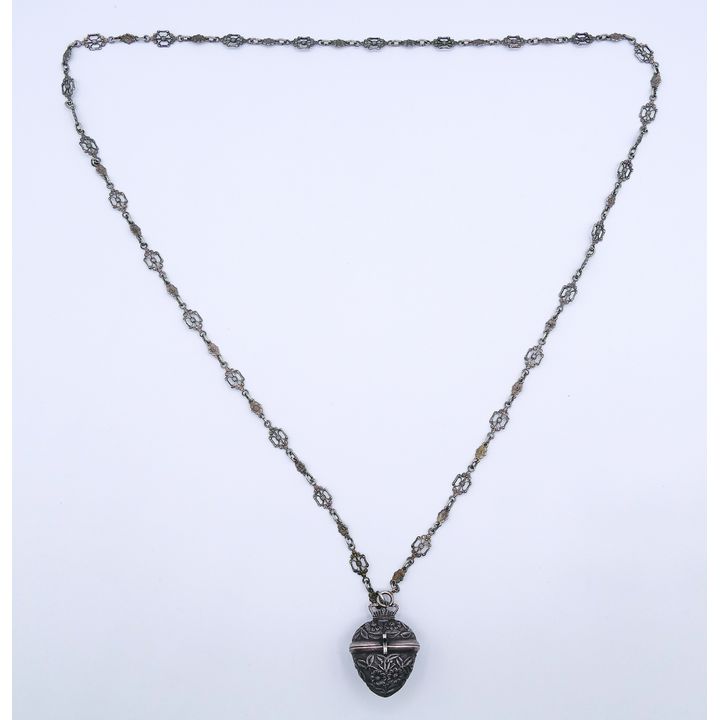 Box Antique Sterling Heart Scent Bottle Pendant Necklace