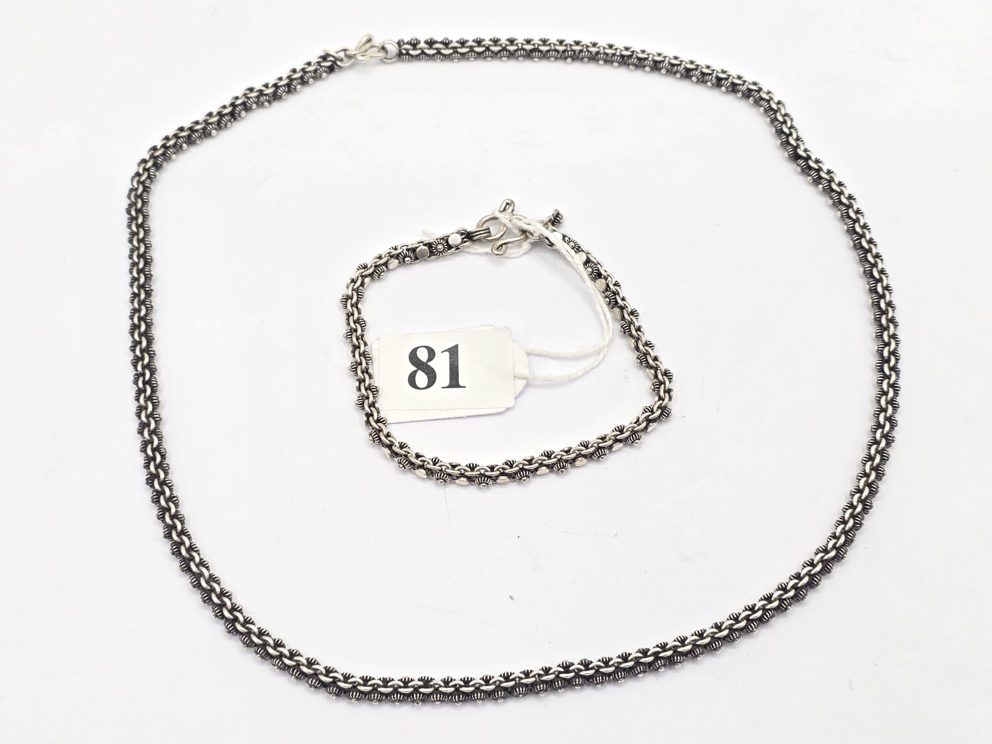 81 · STERLING SILVER JEWELLERY