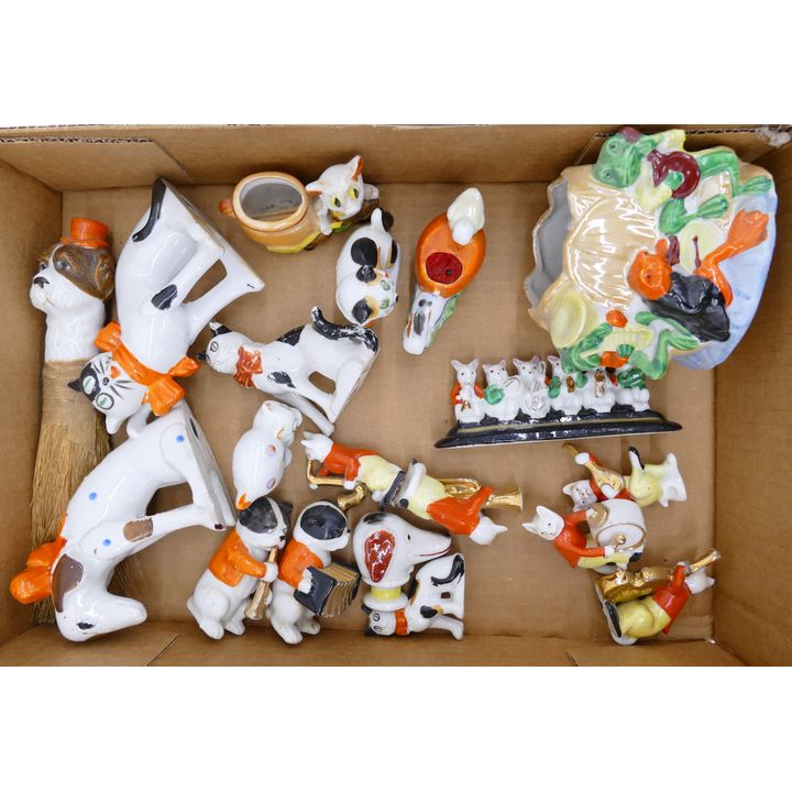 Box Japanese Art Deco Porcelain Cat Figures Etc