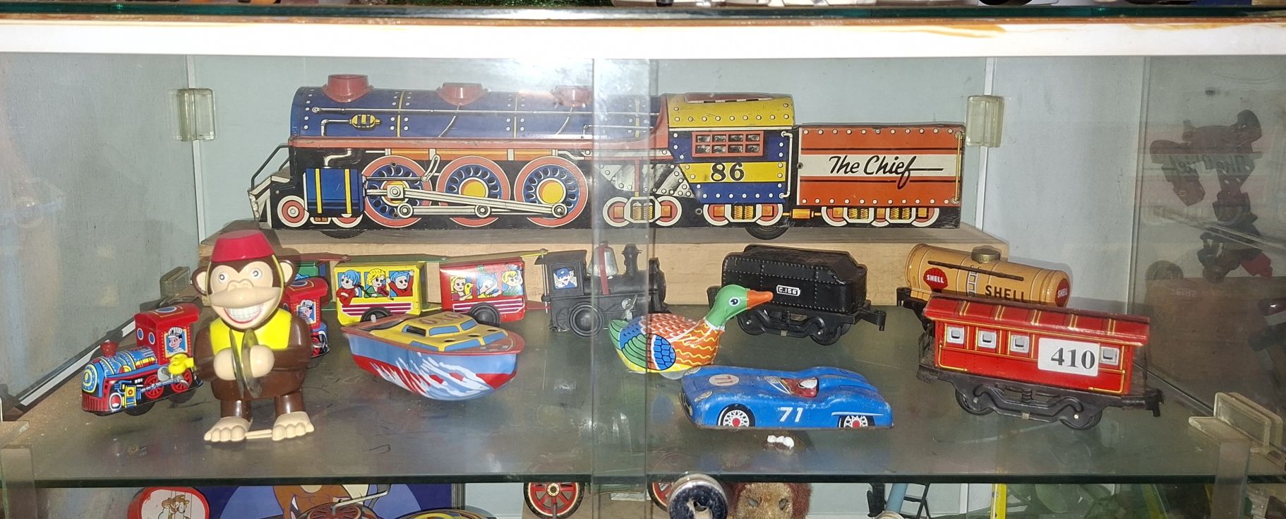Quantity Of Tin Toys