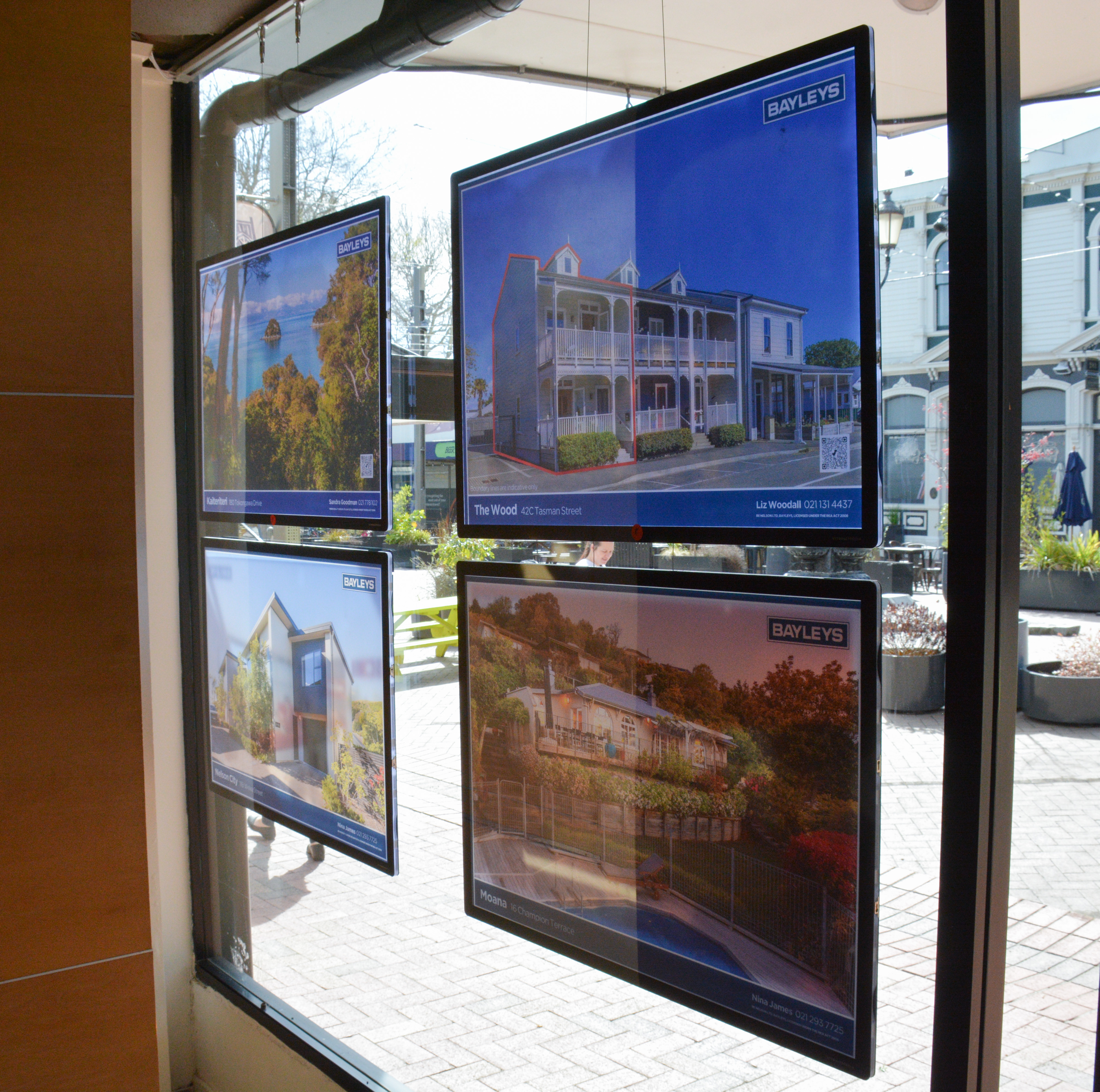 Double Sided Backlit Display Frames x 4 — sold at auction in New Zealand for $35