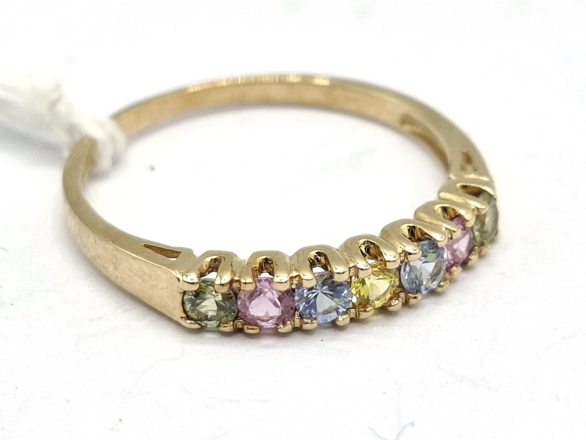 9ct Coloured Row Ring