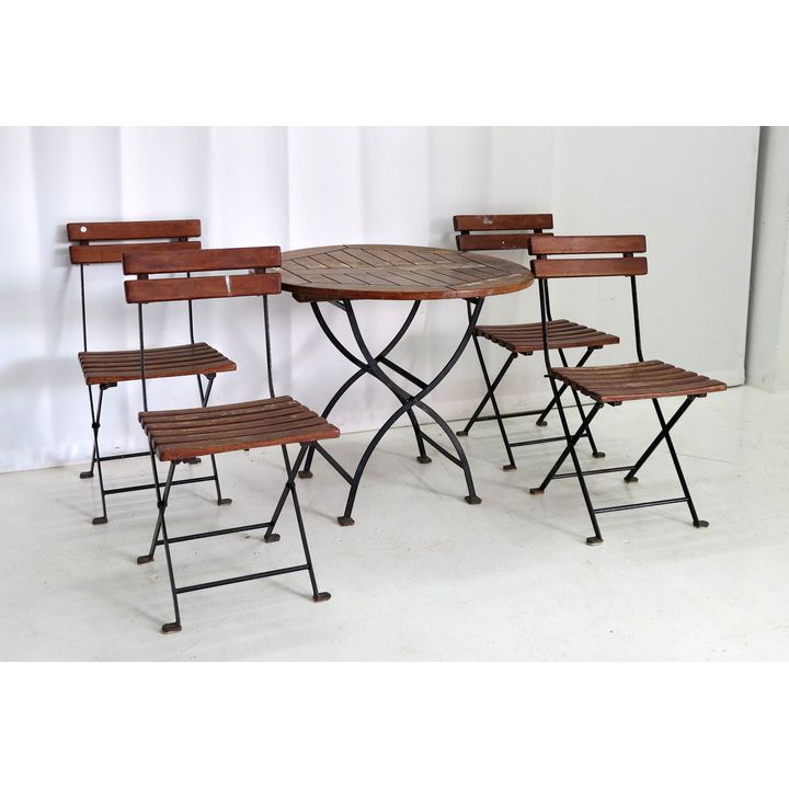 FOLDING TABLE AND SET OF 4 CHAIRS