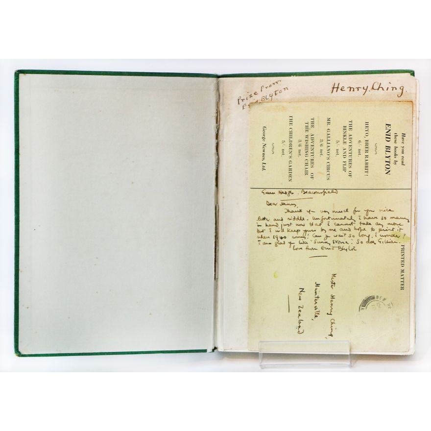 BLYTON ENID  -  Signed handwritten postcard