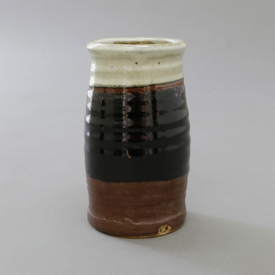Ichiro Kimura (Mashiko Pottery), Shaped cylinder vase
