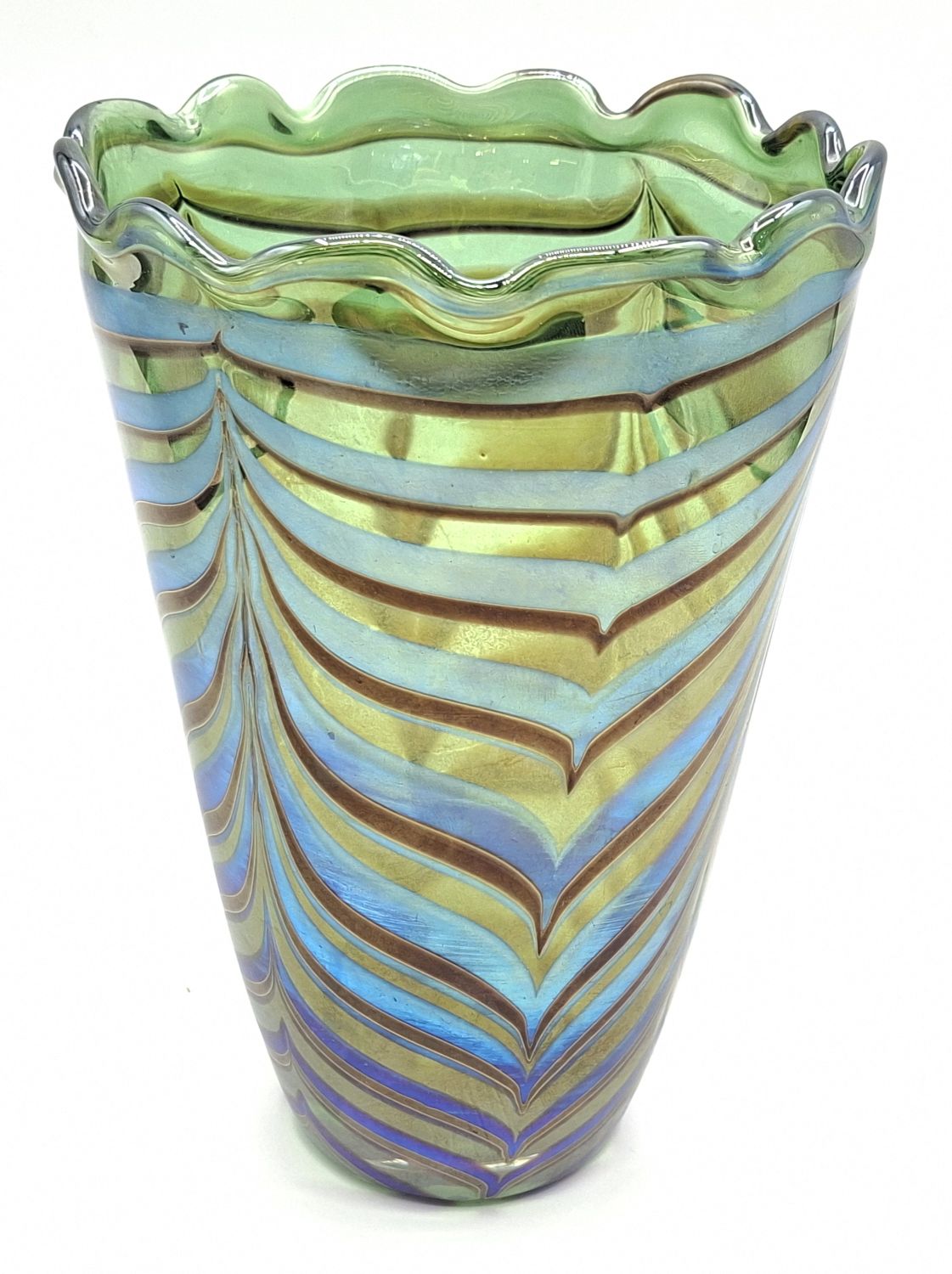 85 · LOETZ STYLE ART GLASS VASE
