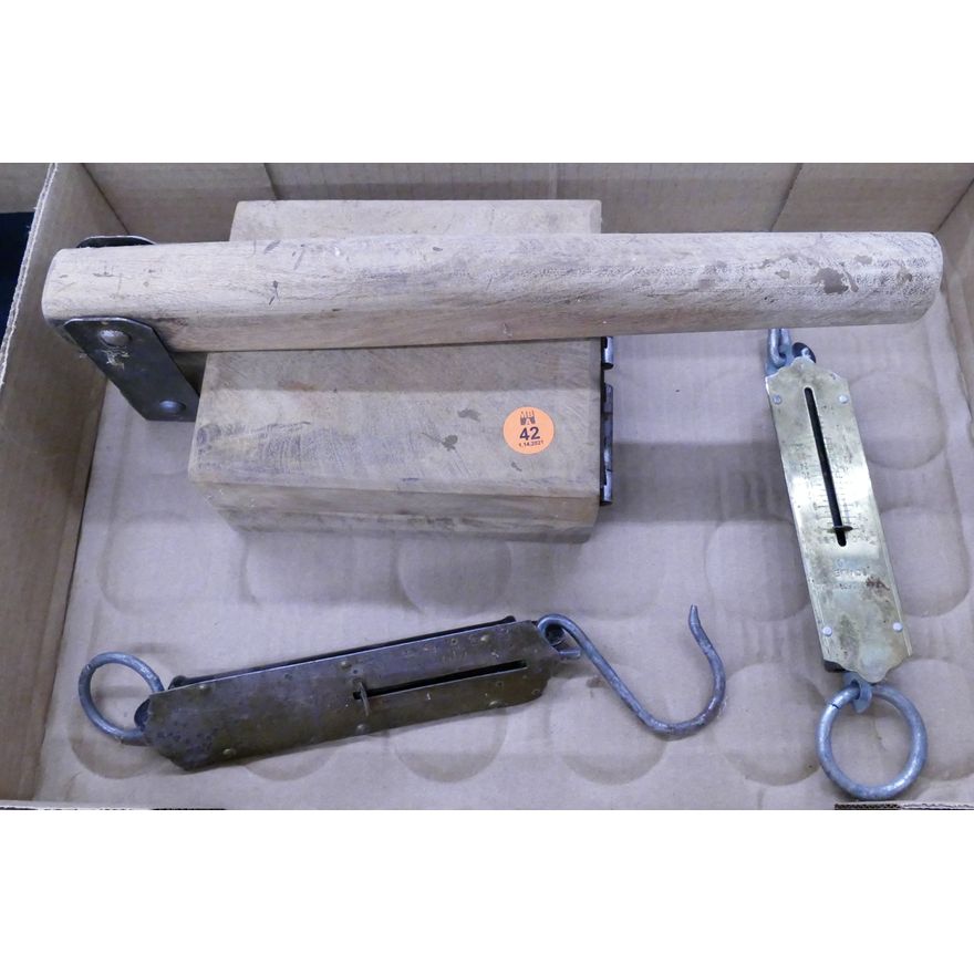 Box Old Wood Press & Scales