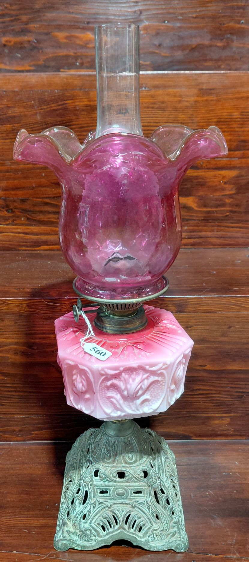 560 · VICTORIAN CRANBERRY GLASS KEROSENE LAMP