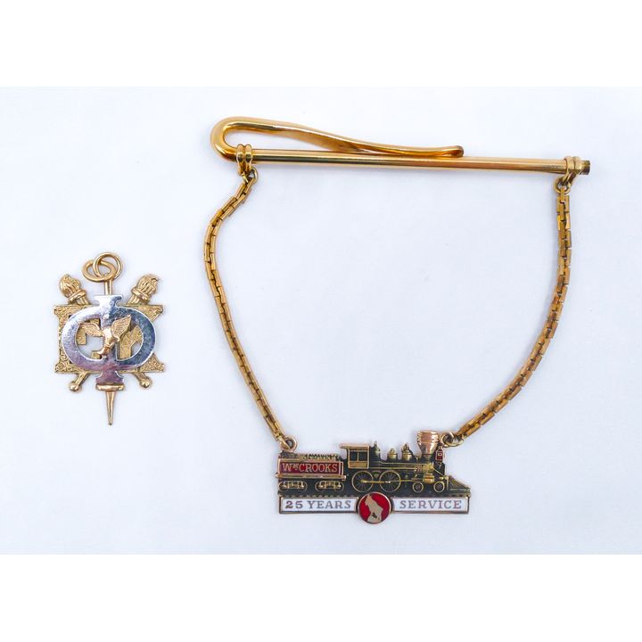 Box 10k Great Northern RR Tie Bar & Fraternal Key