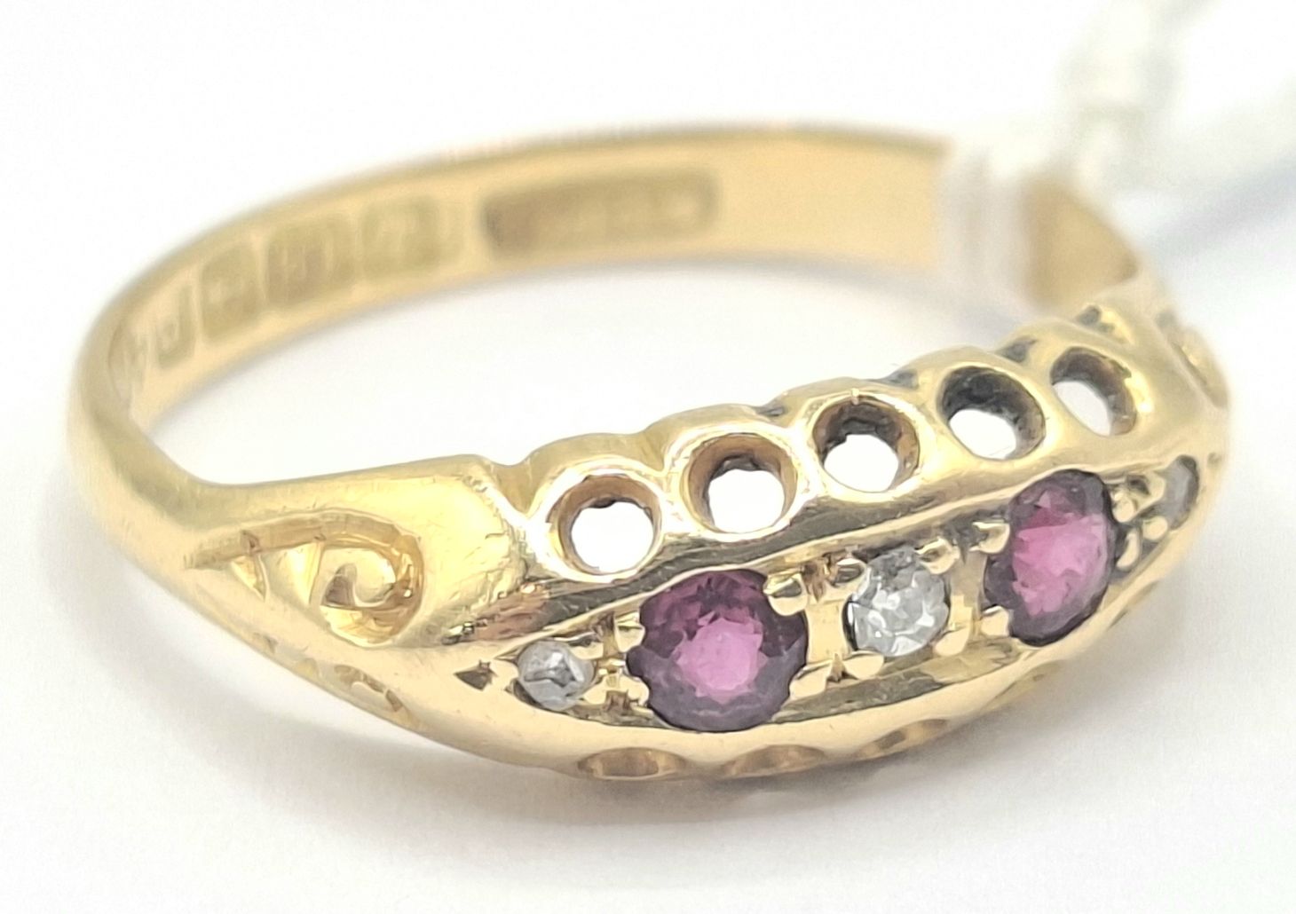 318 · RUBY AND DIAMOND RING