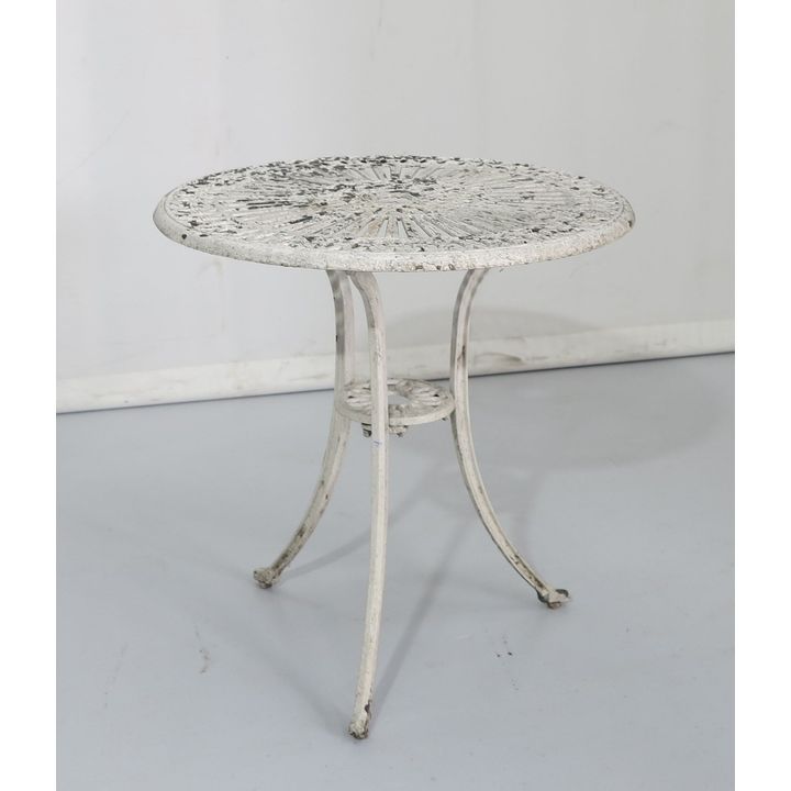 CAST ALUMINIUM GARDEN TABLE