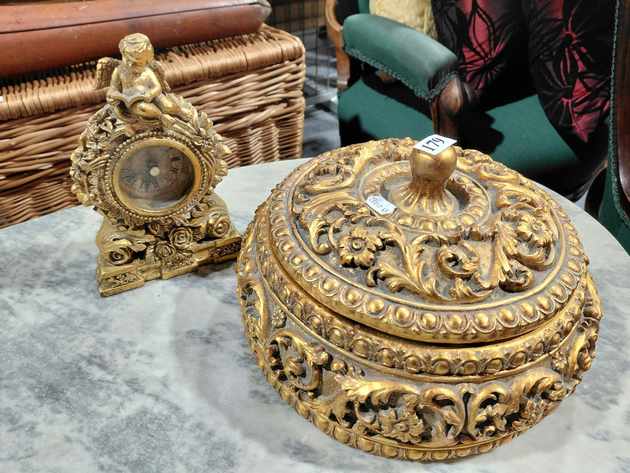 179 · DECORATIVE HOMEWARE