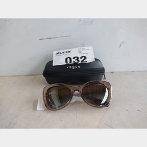 VOGUE - WOMAN BUTTERFLY SUNGLASSES - BROWN