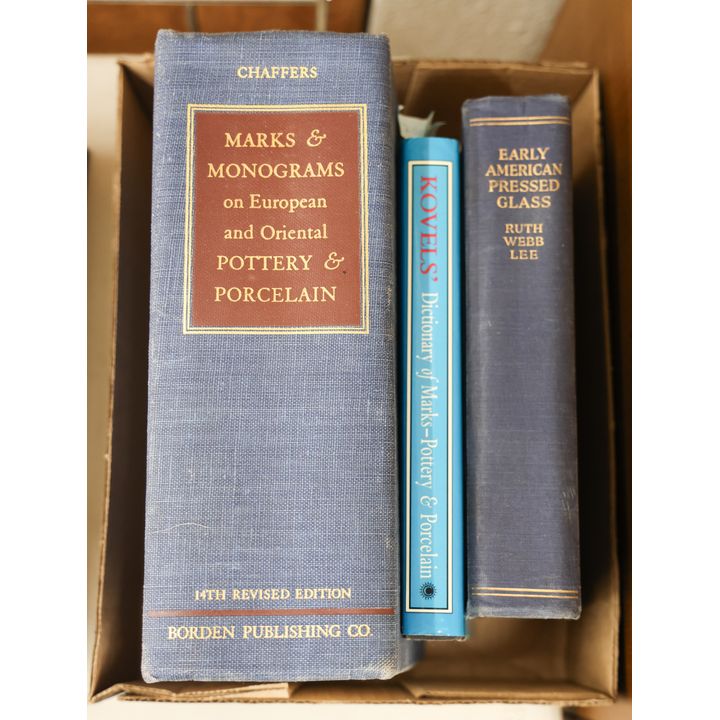 Box Old Porcelain & Pottery Marks Books