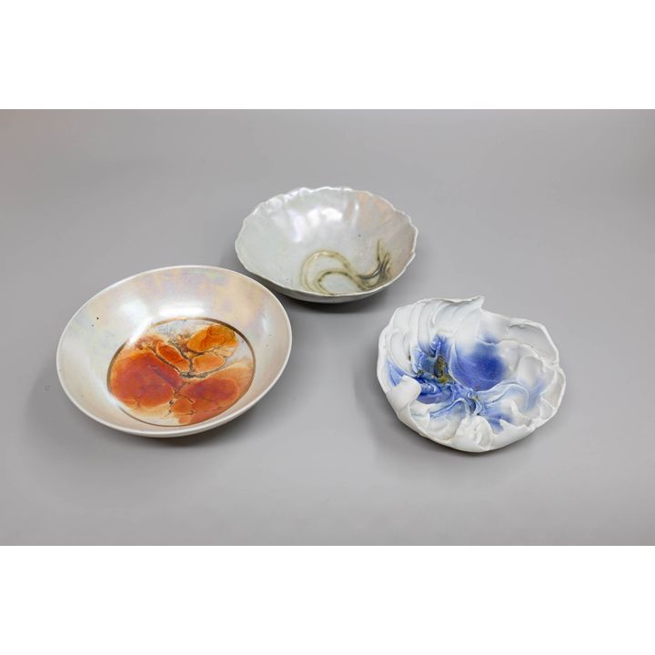 David Brokenshire - A small unglazed porcelain bowl