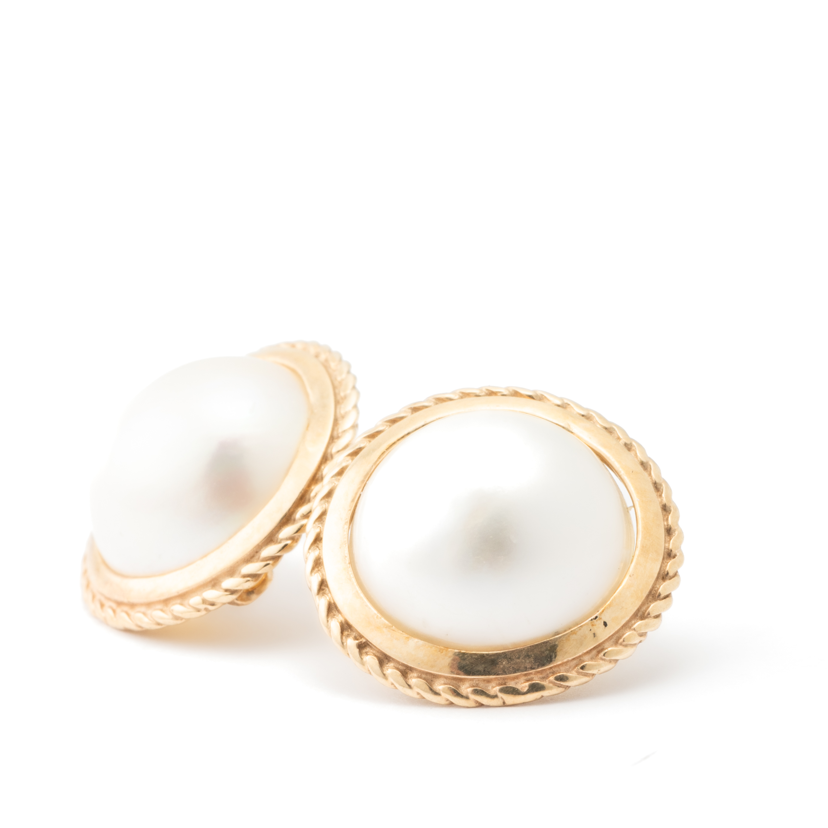 336 · Mabe Pearl 9 Carat Gold Earrings