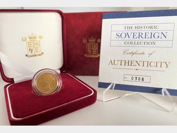 1869 VICTORIA YOUNG HEAD SHIELD #DIE 44 GOLD SOVEREIGN