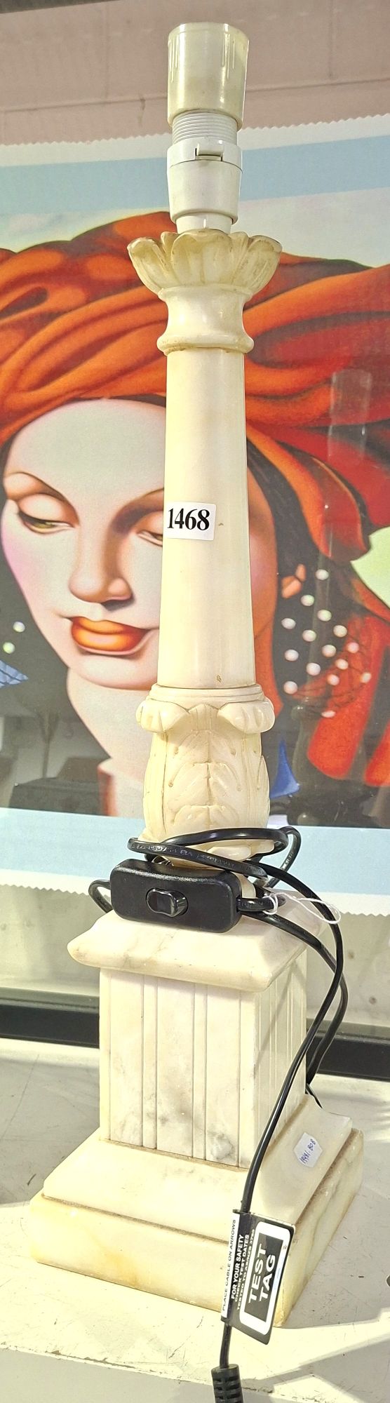1468 · NEOCLASSICAL COLUMN DESIGN ALABASTER LAMP
