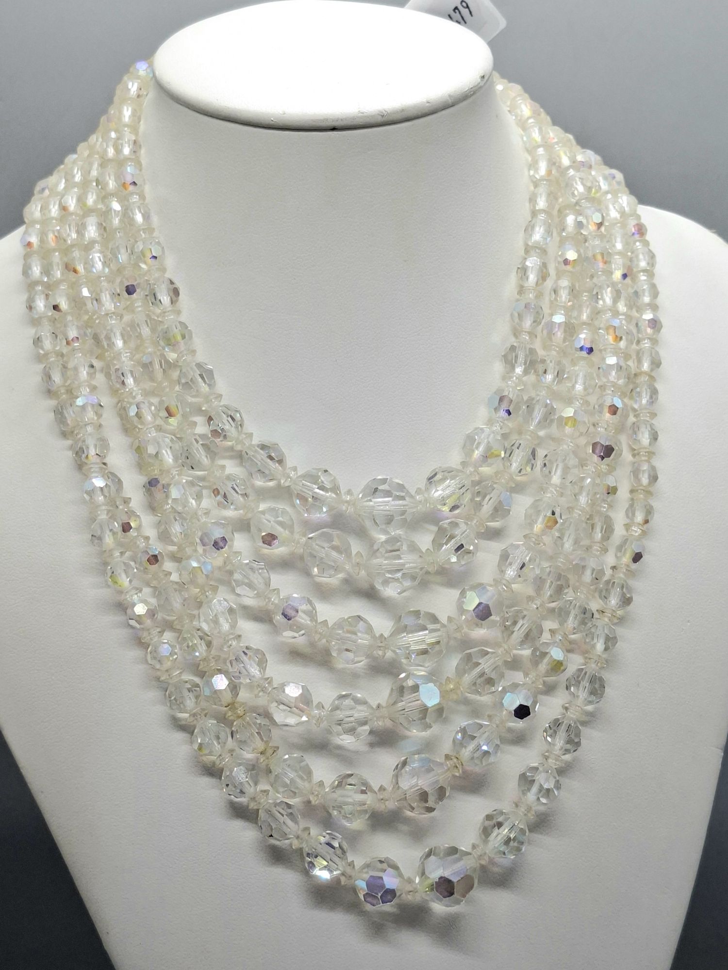 1050 · AURORA BOREALIS CRYSTAL NECKLACE