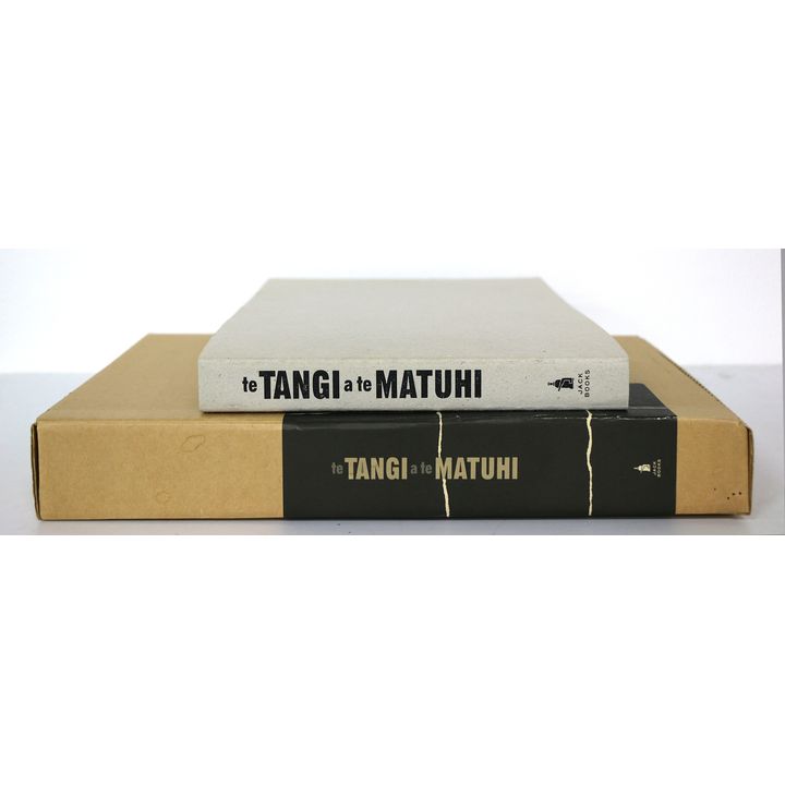 CURNOW, WYSTAN & DAVIS, LEIGH [editors], Te Tangi a te Mutuhi.