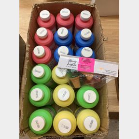 18x SCENTED BUBBLE BOTTLES & WARM WHITE STRING LIGHTS