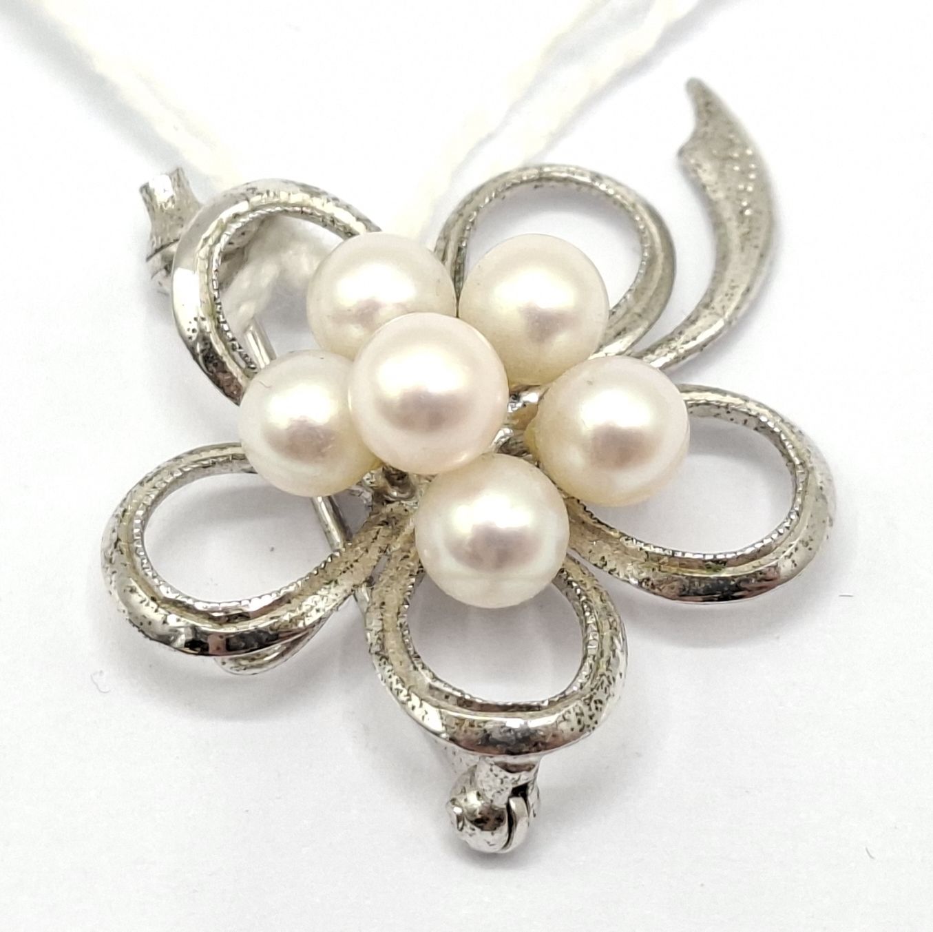 Sterling Silver Pearl Brooch