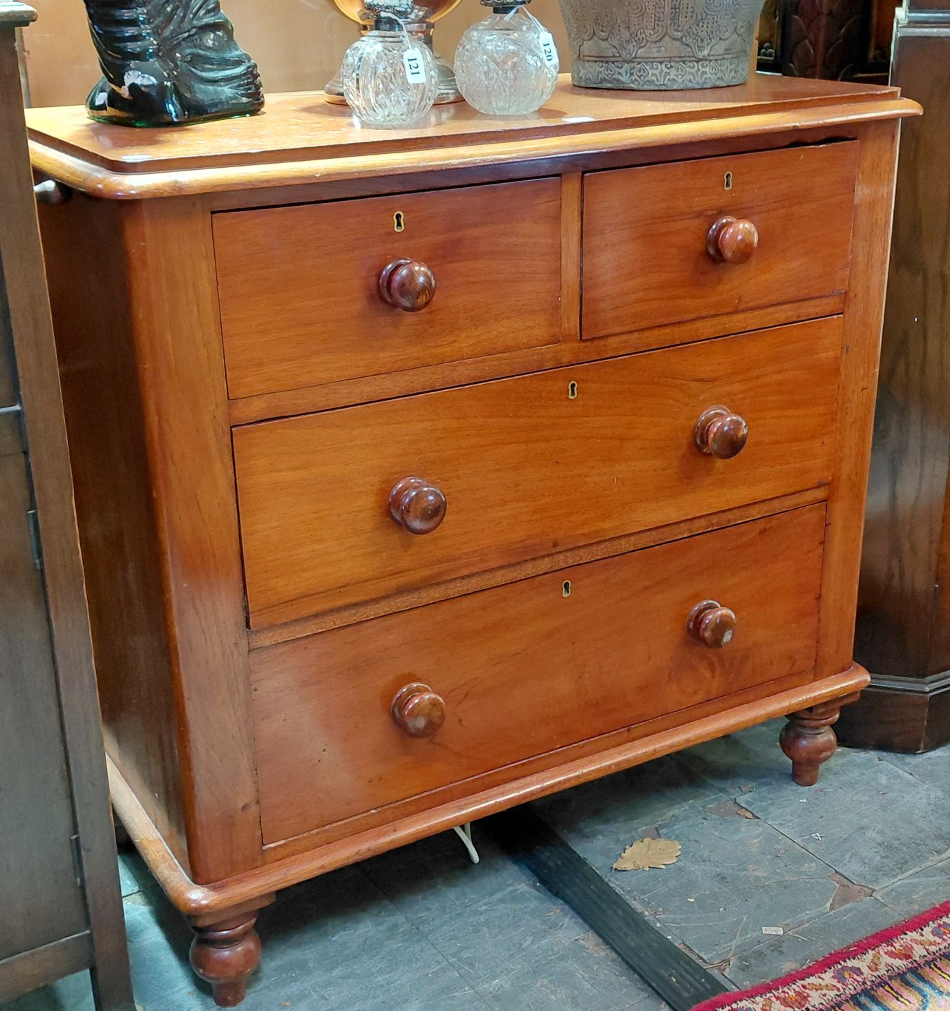 116 · A PETITE CEDAR CHEST