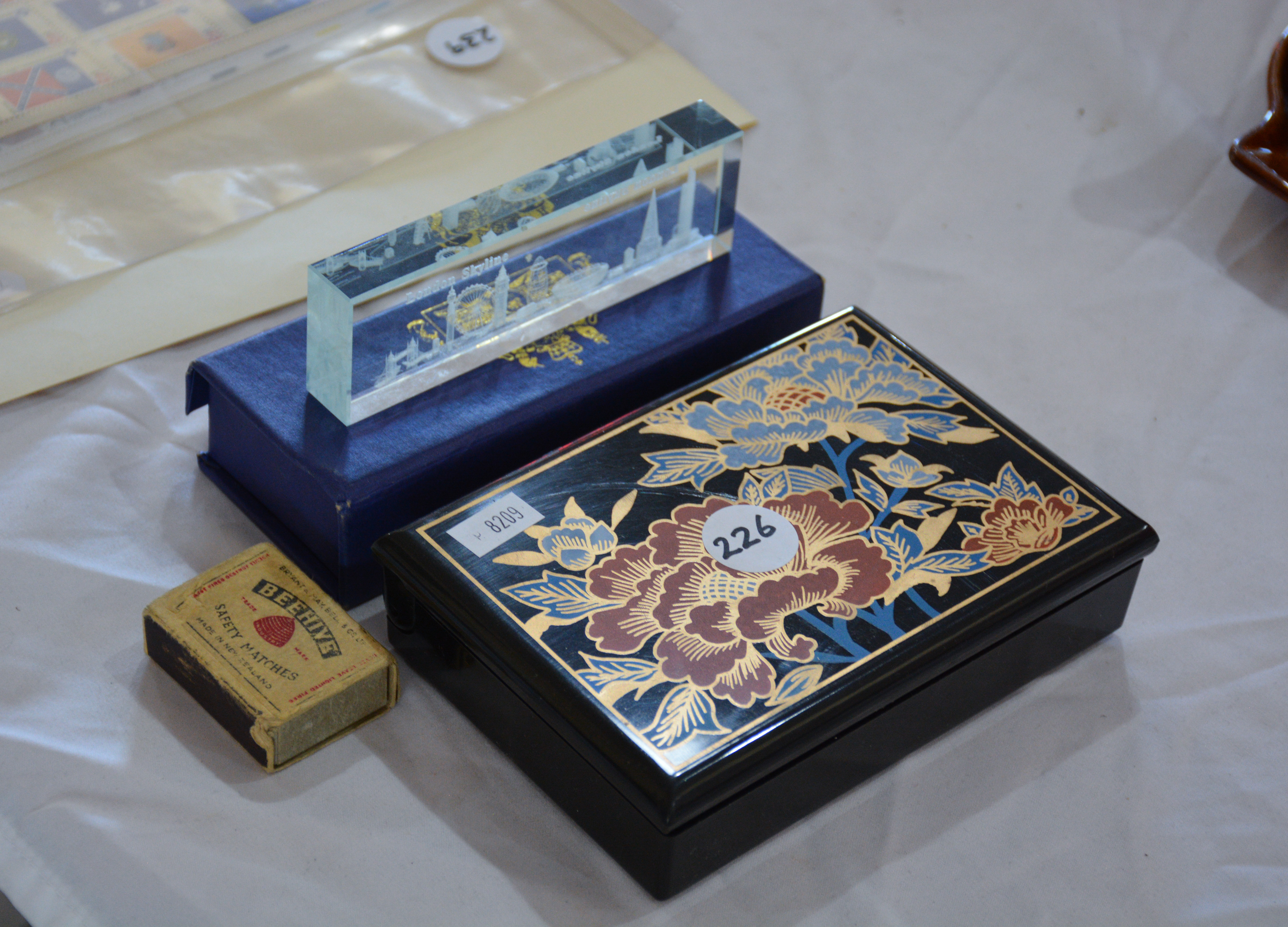 London Skyline Ornament and Jewellery Box — sold at auction in New Zealand for $5