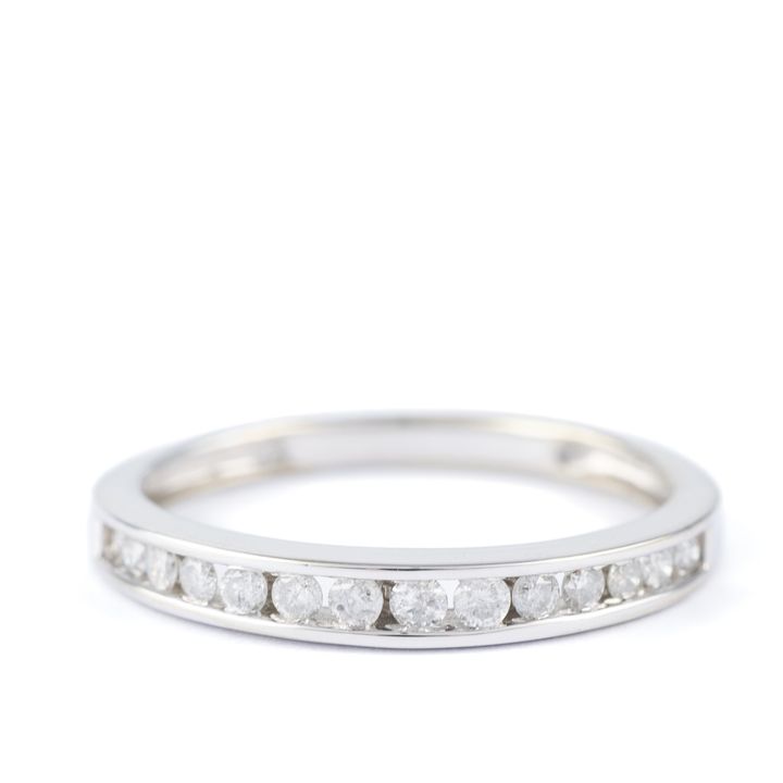 Diamond Band 10ct Gold