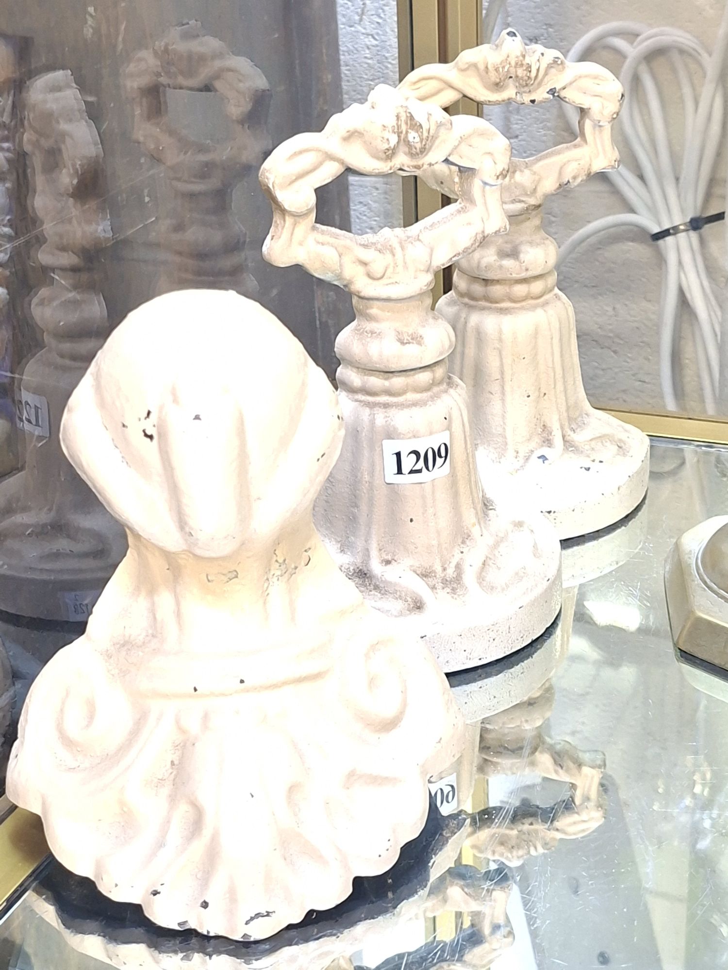 CAST IRON DOORSTOPS