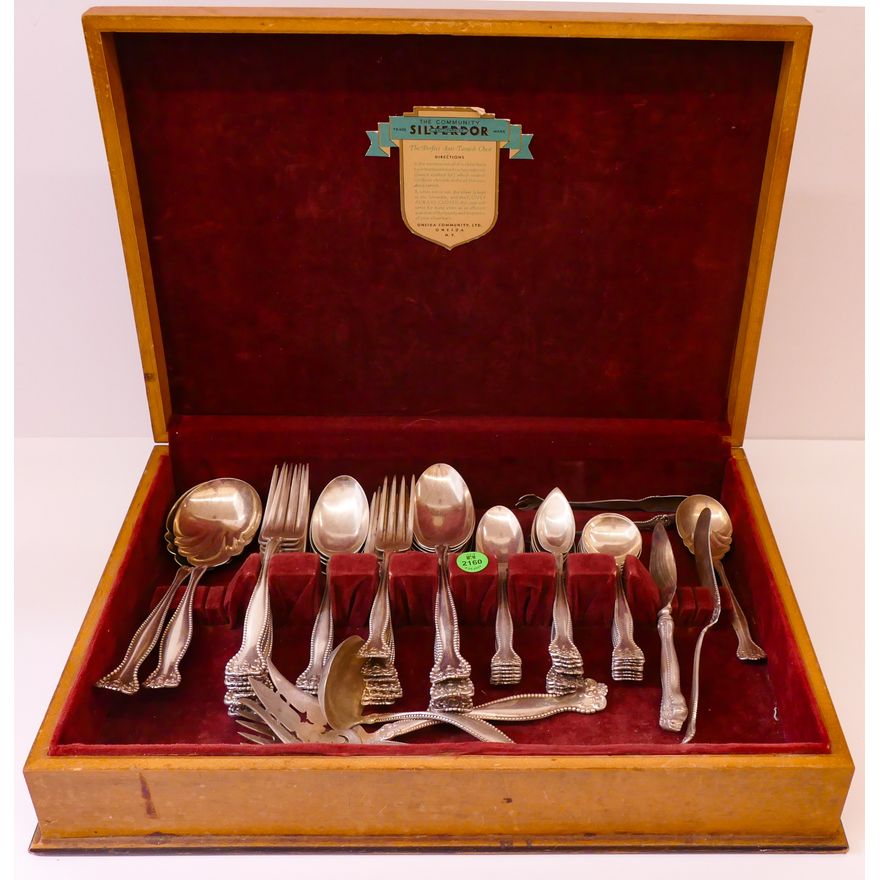 56pc Alvin Raleigh Sterling Flatware- 2045g + 1 Filled
