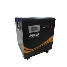 Mecer 2Kw 24V 2x100A Battery GEL Pure Sine Wave includes 800W MPPT Solar Charge Controller 220Vac | BACK PANEL LOOSE