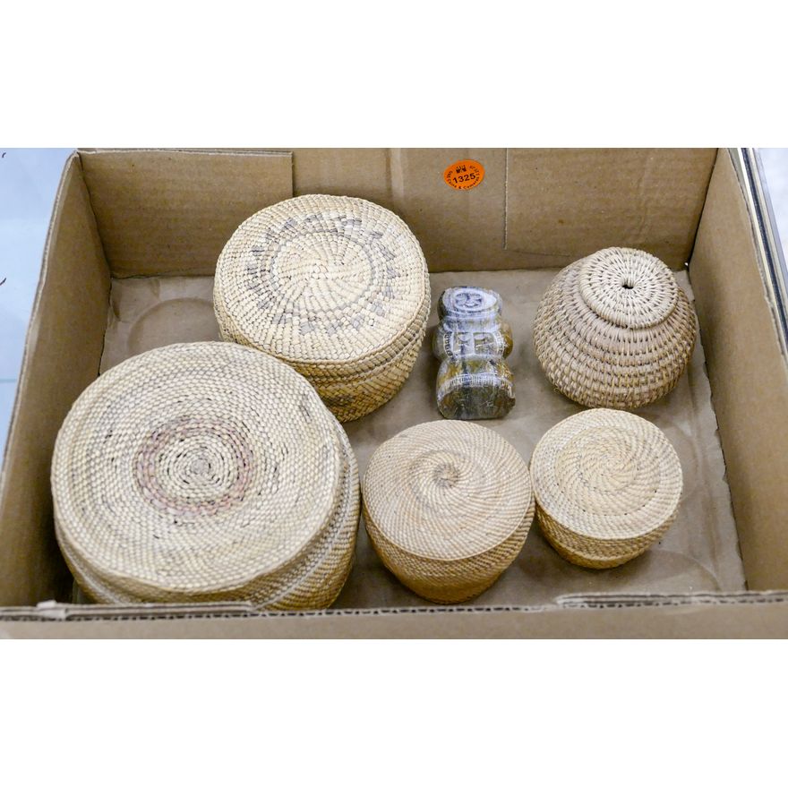 Box 5pc Vintage Makah Indian Baskets etc.