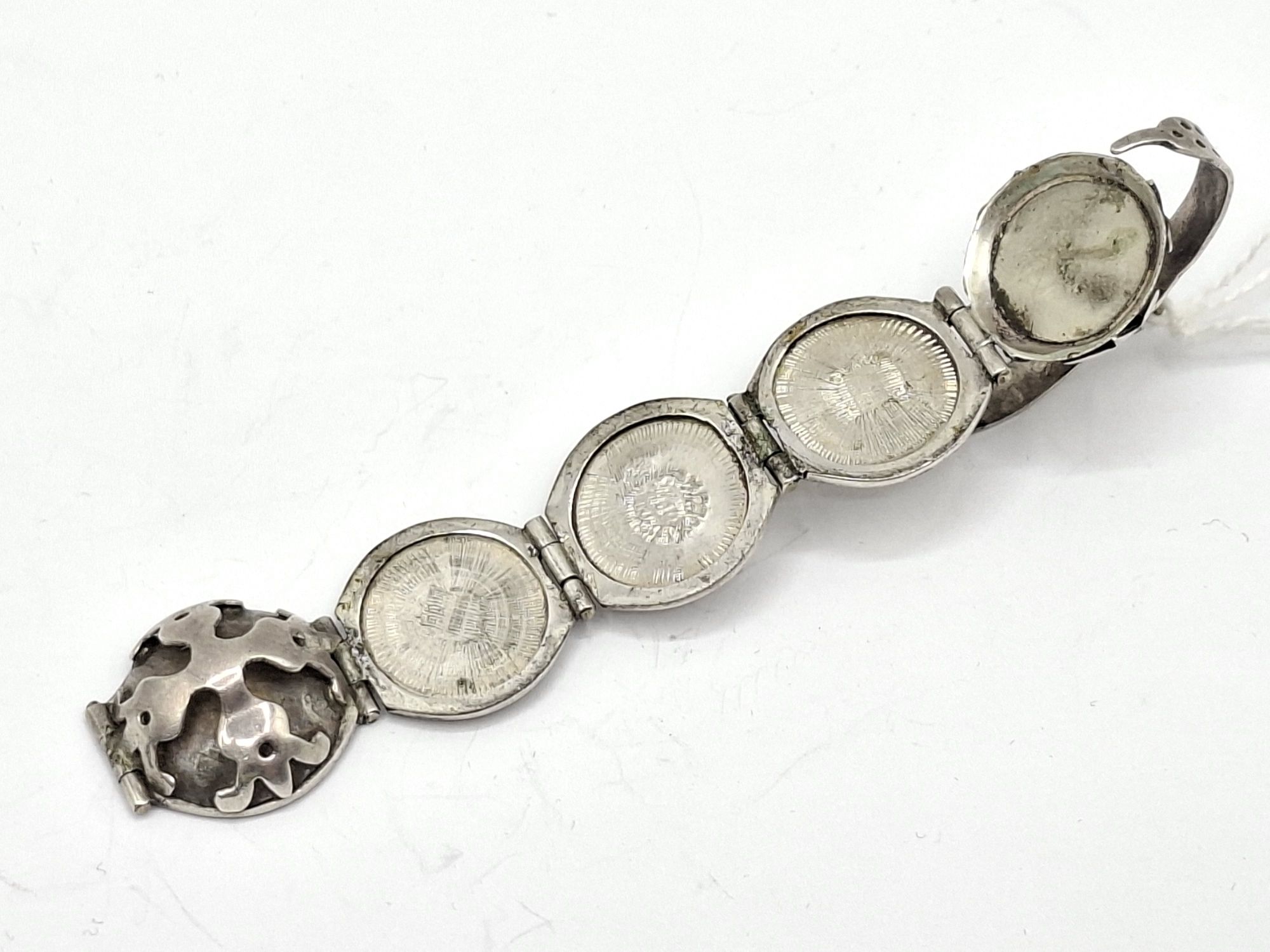1076 · 925 SILVER MEXICAN PICTURE BALL