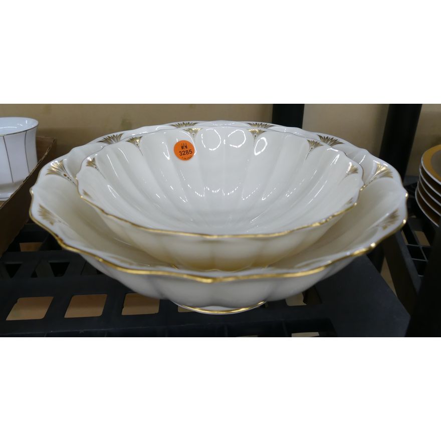 2pc Lenox 24kt Gold Decorated Footed Serving Bowls- 8'' and 10'' diameters