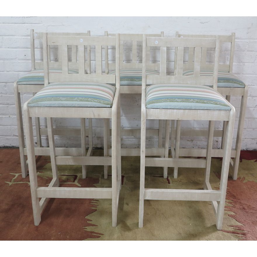 SET OF 5 KITCHEN STOOLS