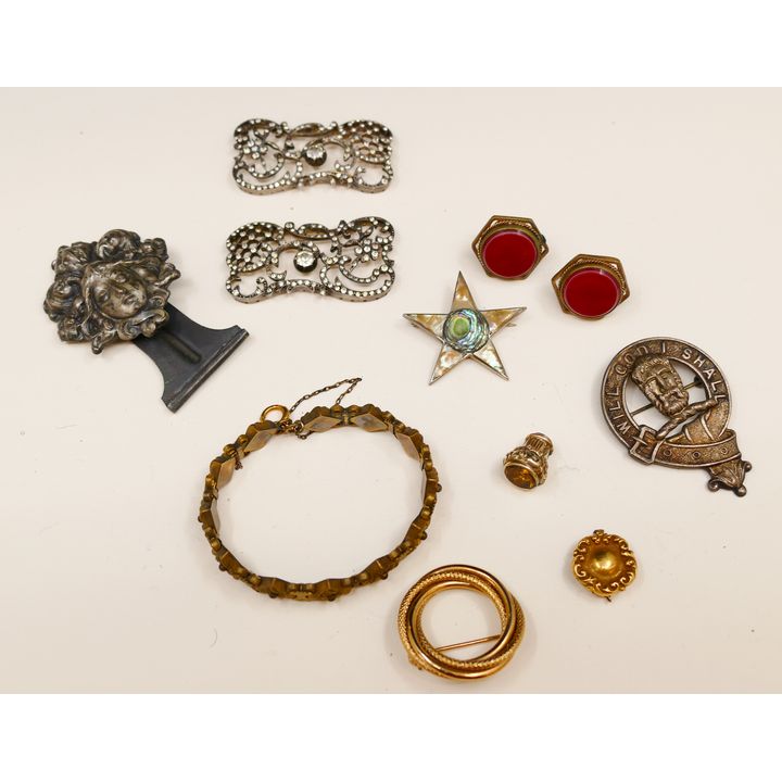 Box Victorian Jewelry Etc