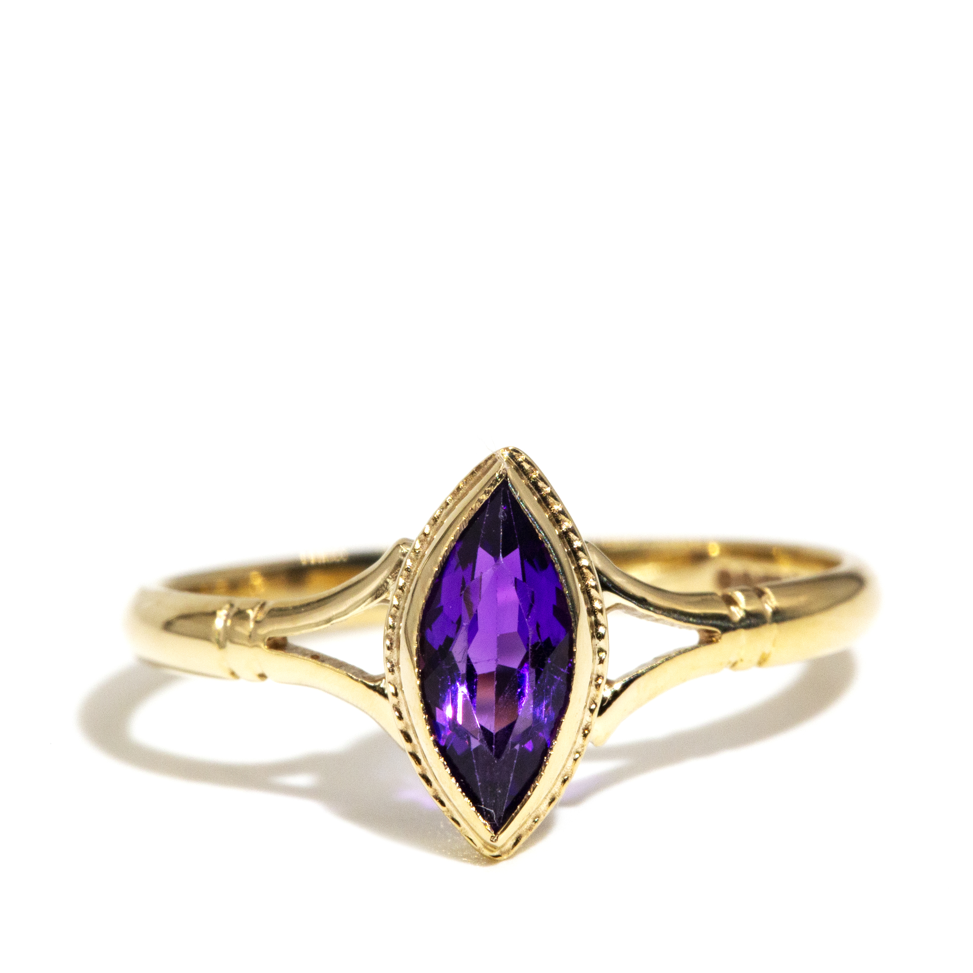 Amethyst 9ct Gold Ring,