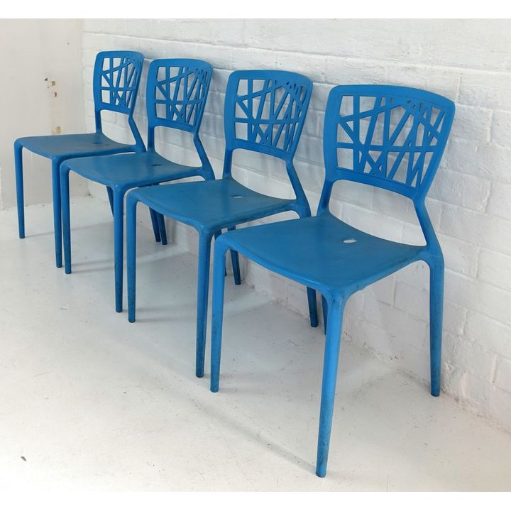SET OF 4 VIENTO REPLICA MOULDED CHAIRS