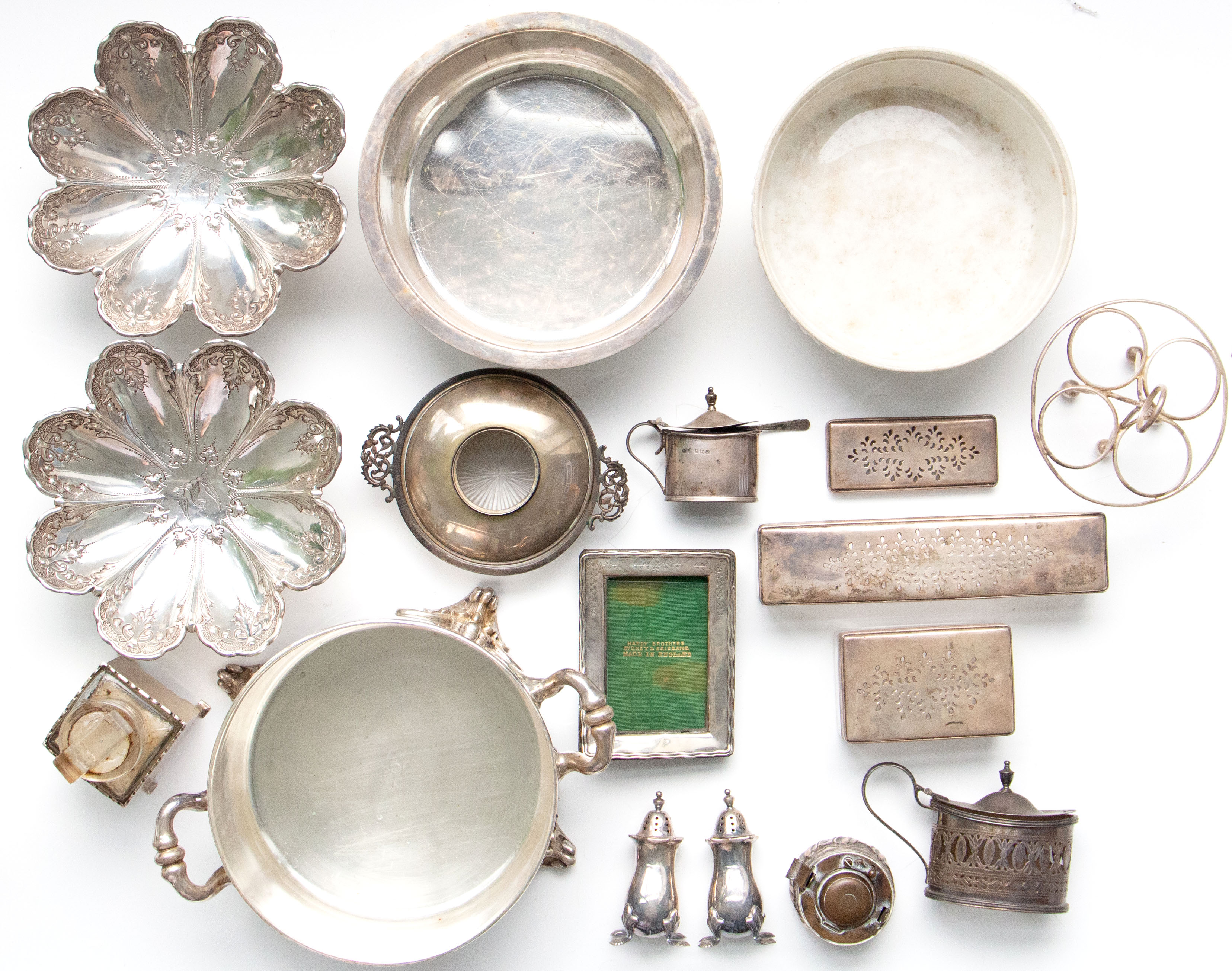 183 · Great Britain, Group of EPNS Utensils, 1900 - 1930, VGC