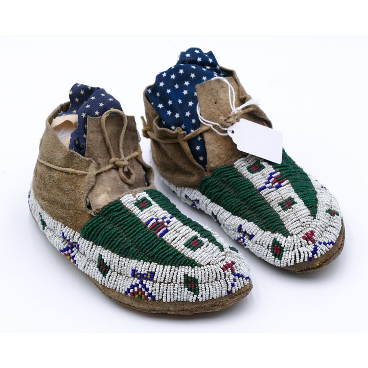 Pair Old Plains Indian Beaded Child's Moccasins