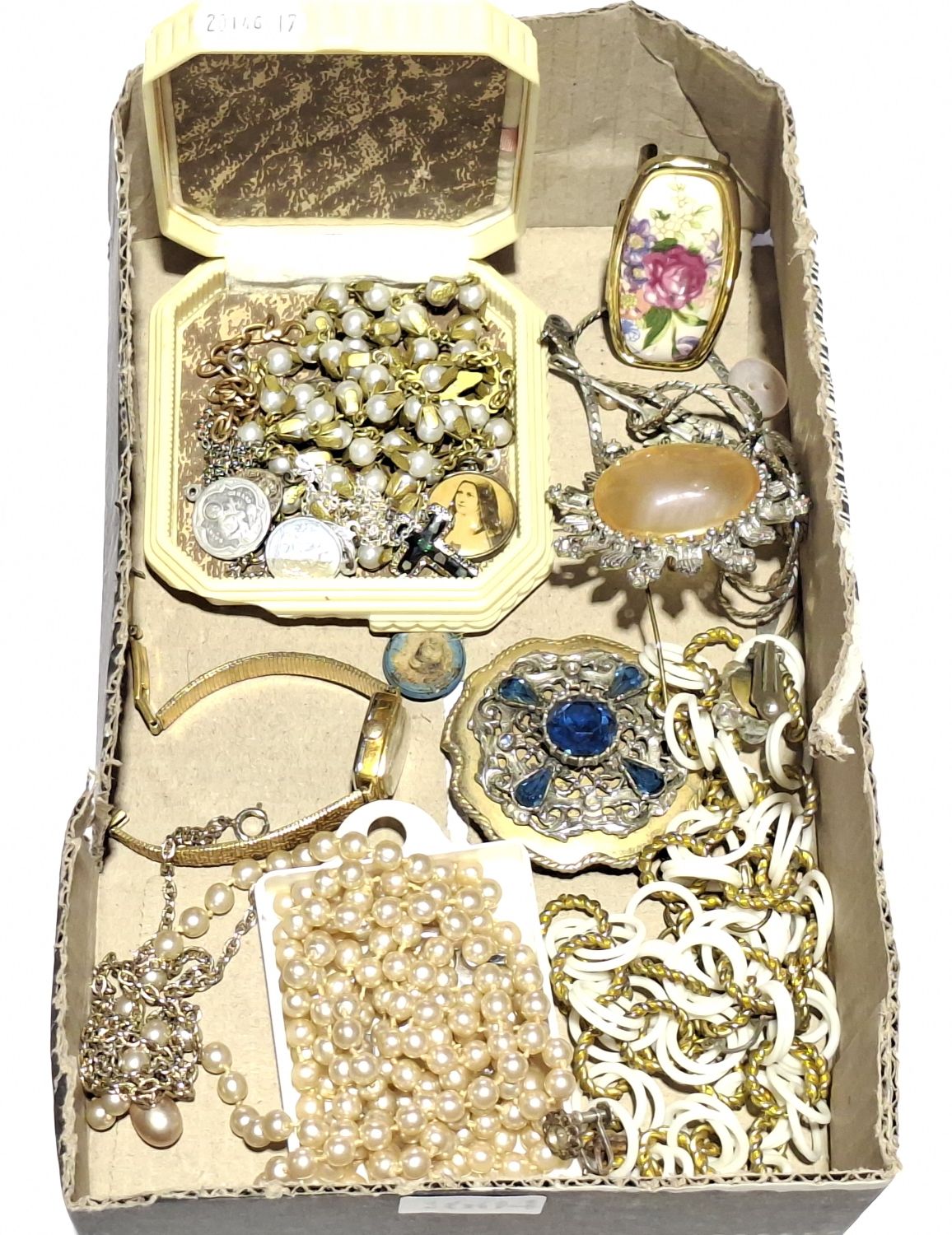 Vintage, Costume Jewellery And Rosarys