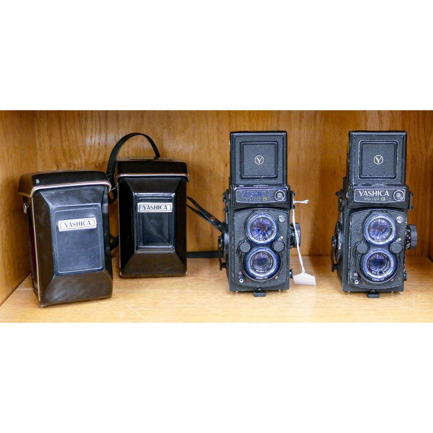 2pc Yashica Mat-124G TLR Cameras