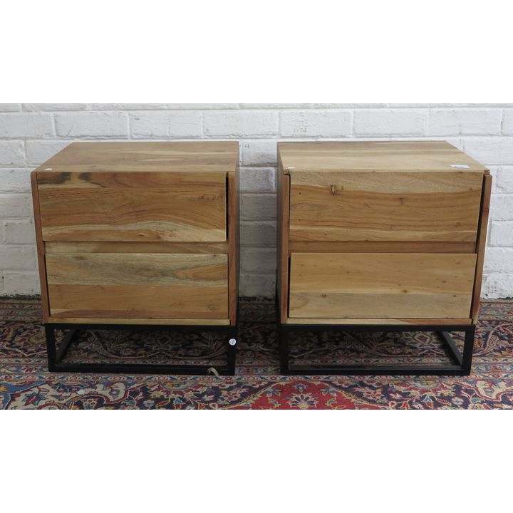 PAIR OF PEDESTALS