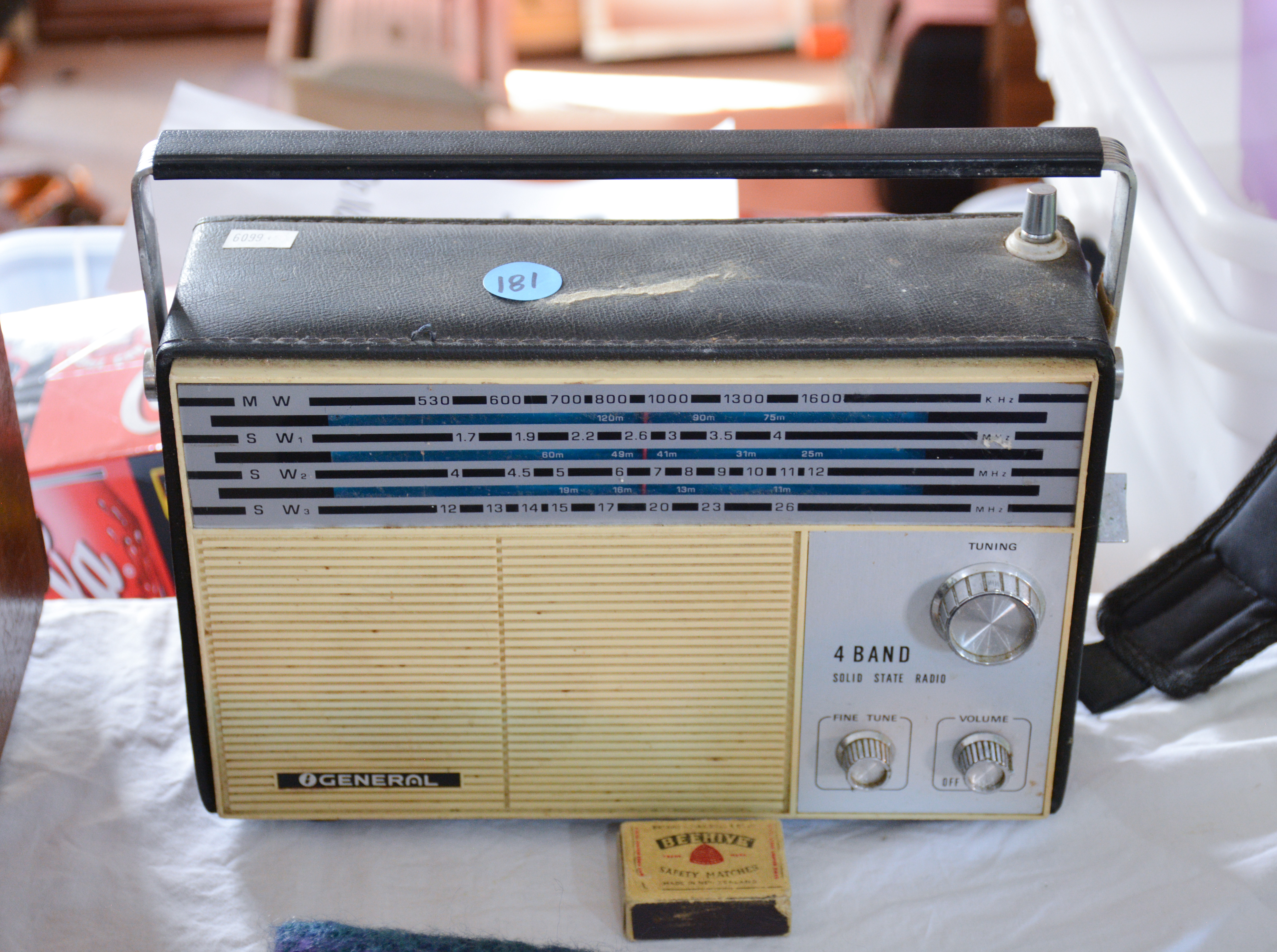 General Vintage 4 Band Solid State Radio — NZ auction result