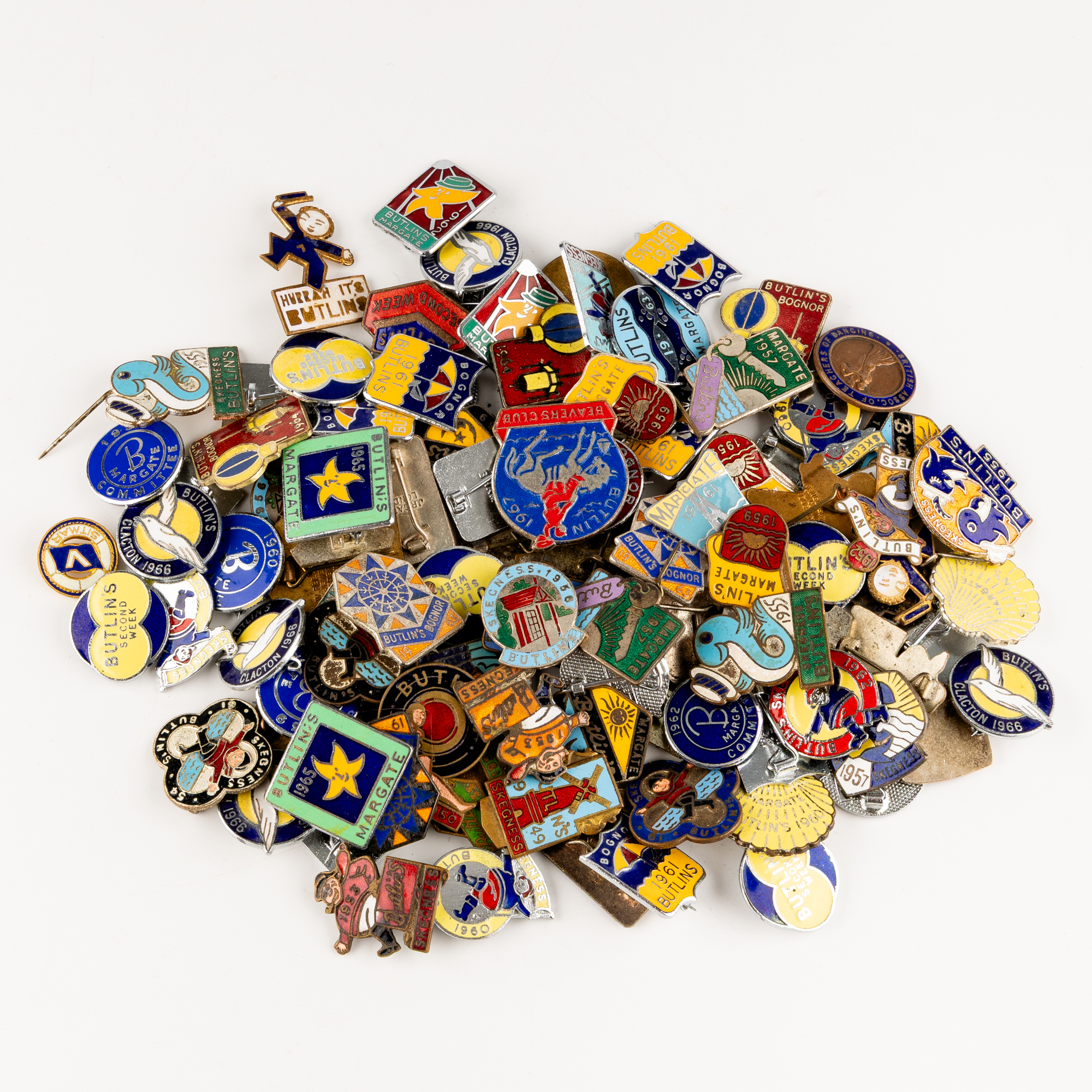 134 · Great Britain, Vintage Butlins Holiday Camp Badges & Pins, 1950S - 1960S,  VG - aUNC