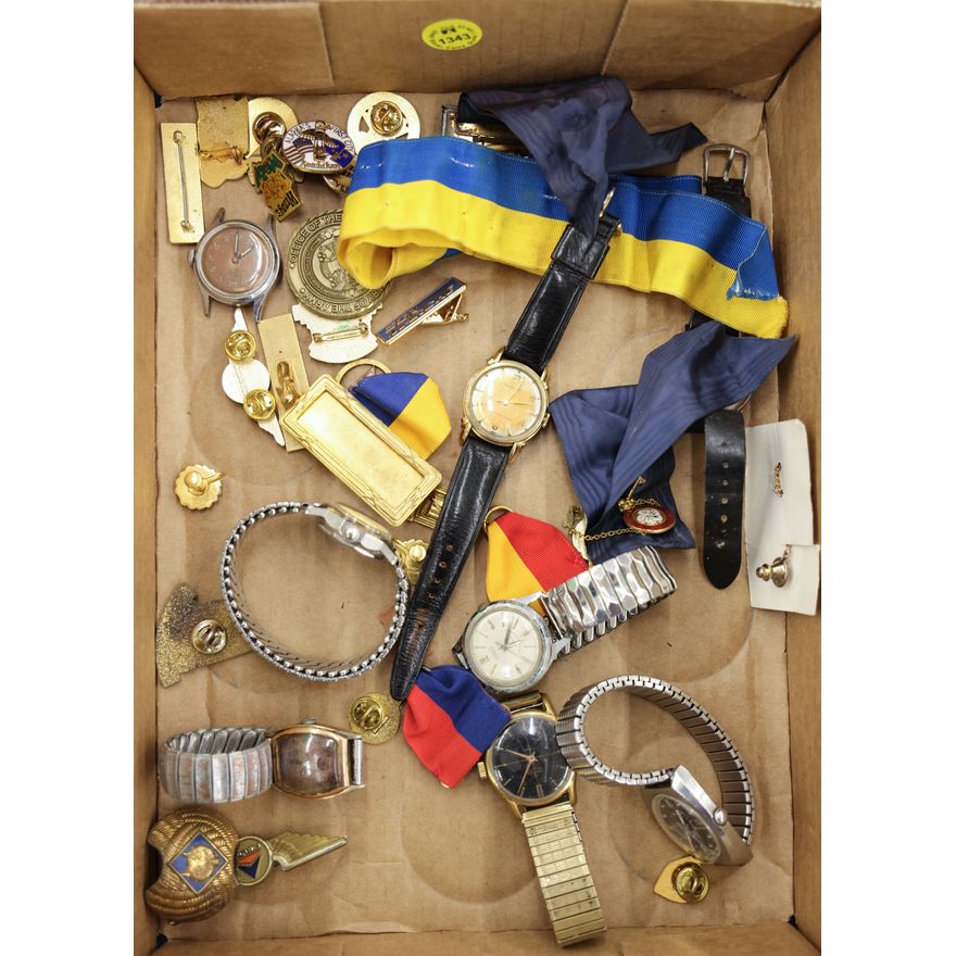 Box Vintage Watches & Medals