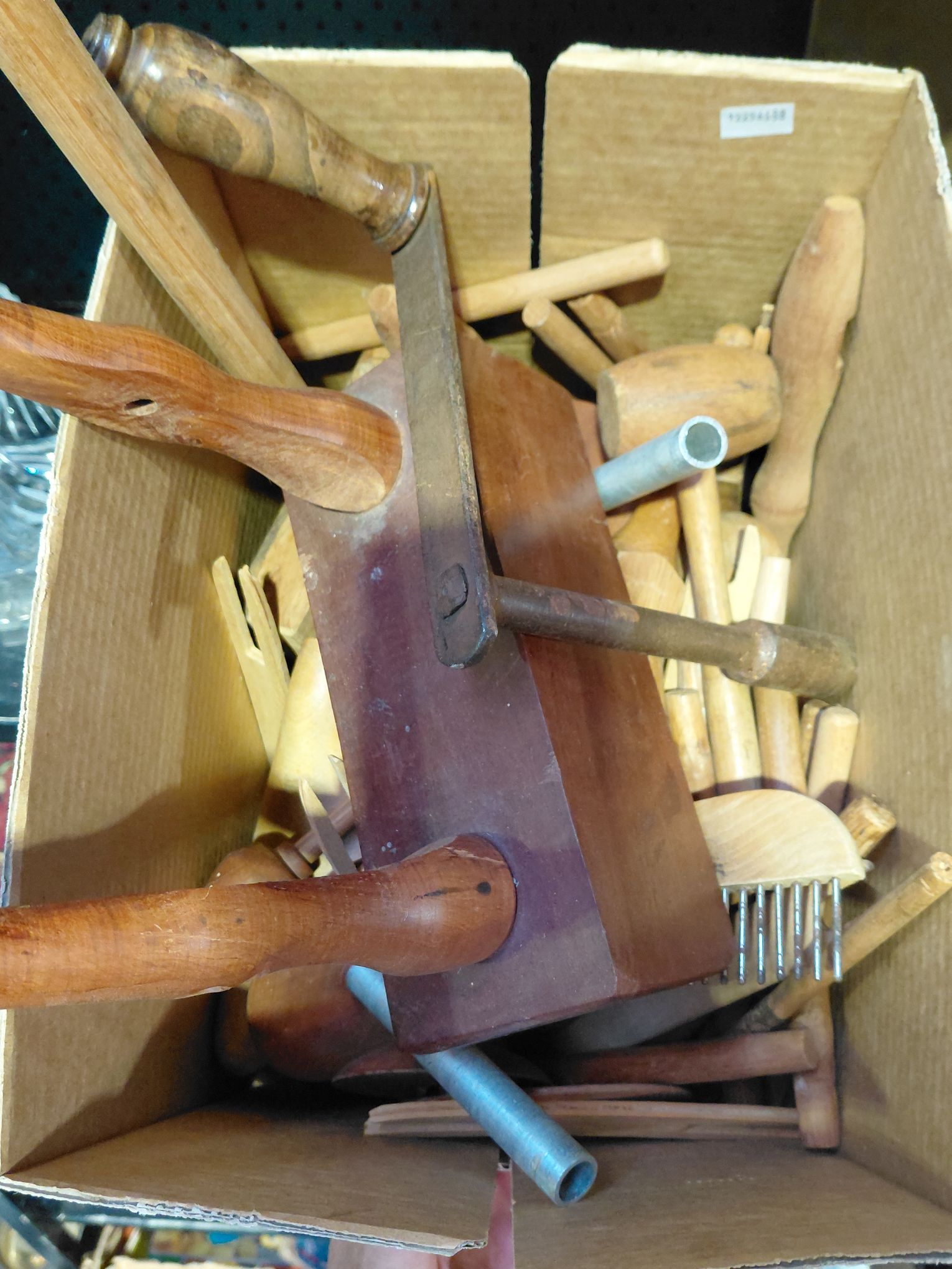 426 · 4 WOODEN SHOE LASTS