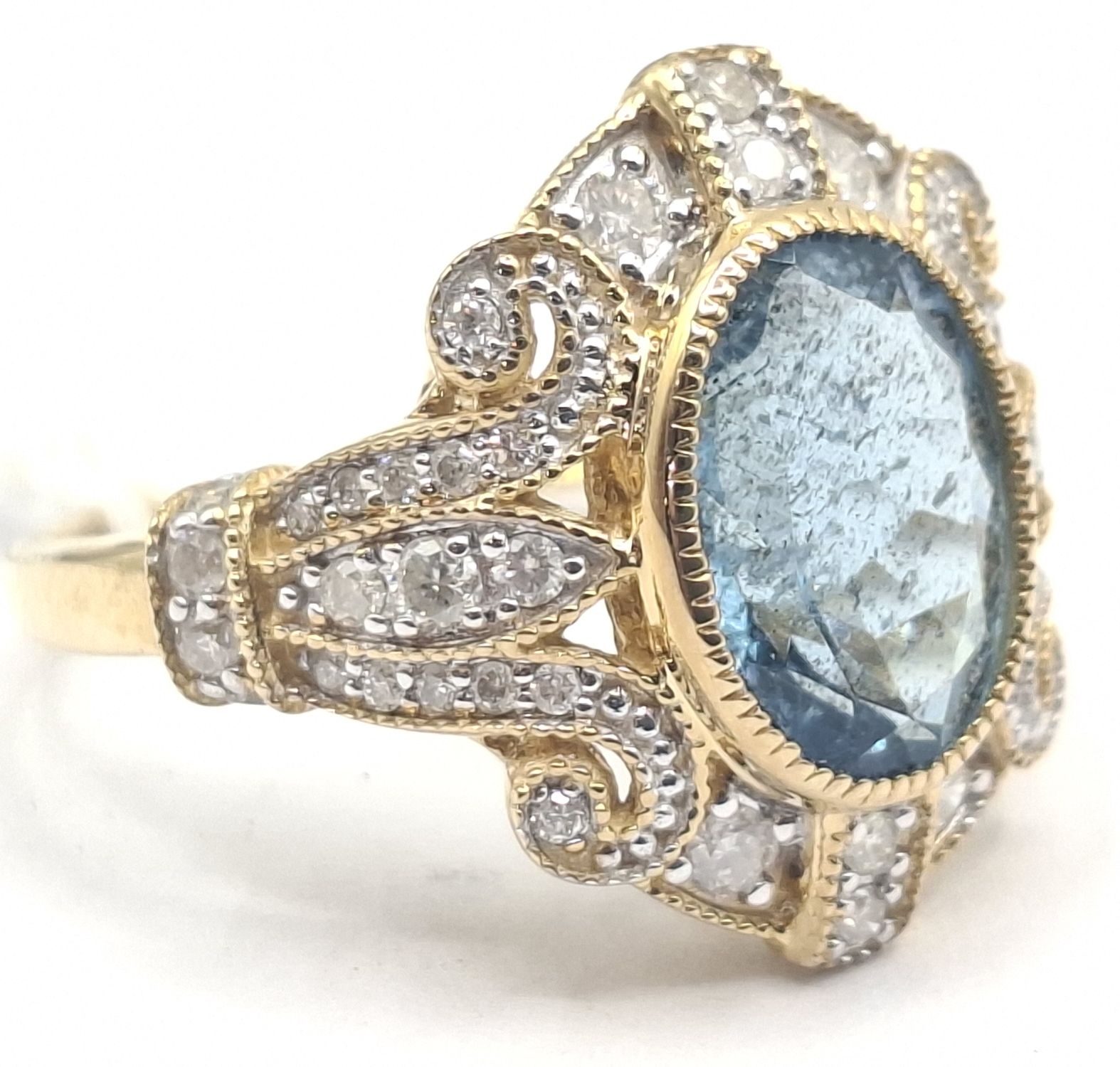 347 · 14K YELLOW GOLD AQUAMARINE RING