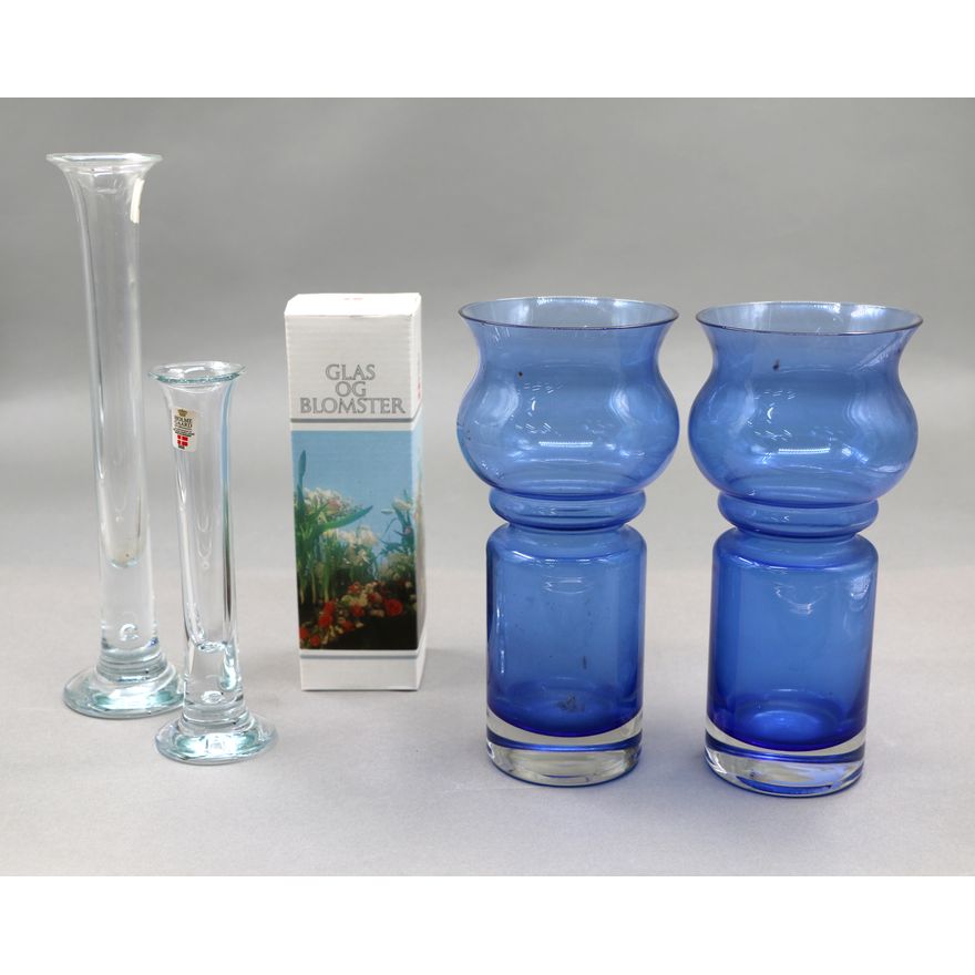 Four pieces of Scandinavian art glass